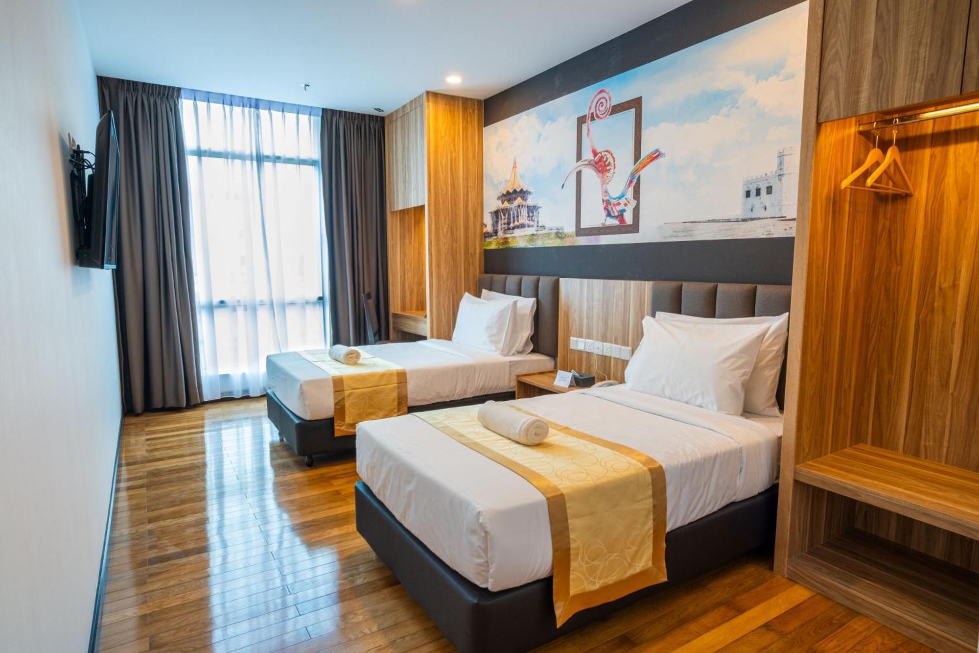 City Rise Hotel Miri Exterior photo