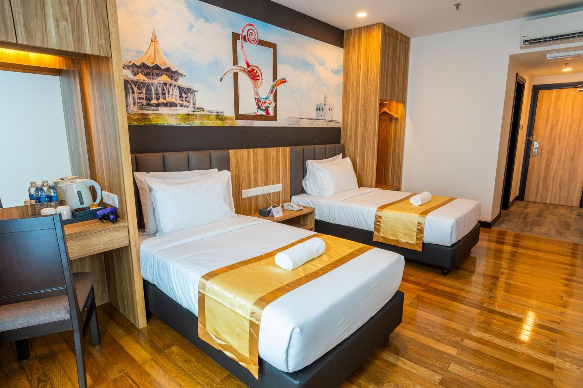 City Rise Hotel Miri Exterior photo